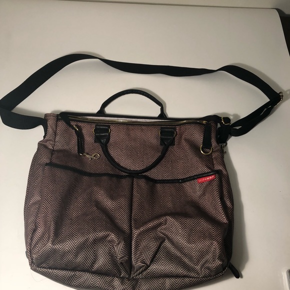 Skip Hop Handbags - Skip Hop diaper baby bag chevron print pockets